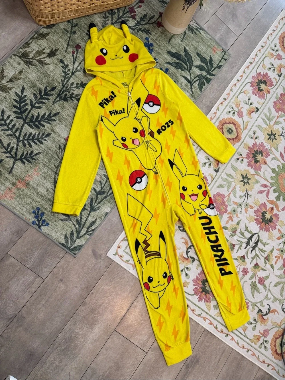 Pokemon boys pikachu